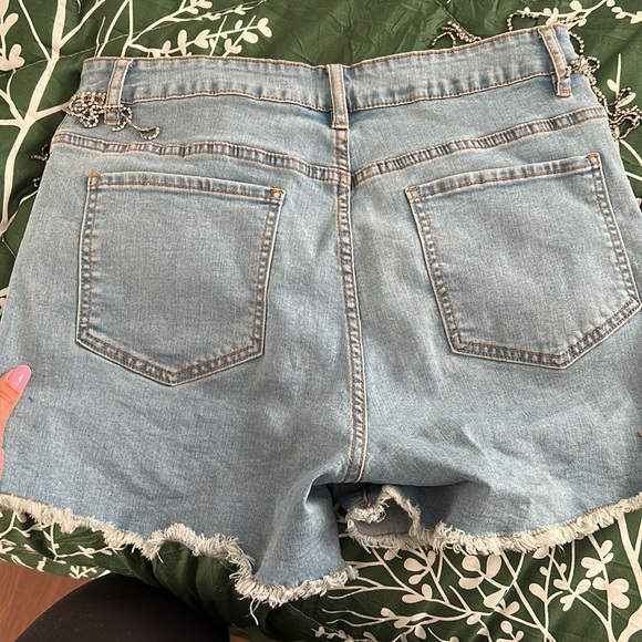 FUN SHORTS! - Picture 3 of 3